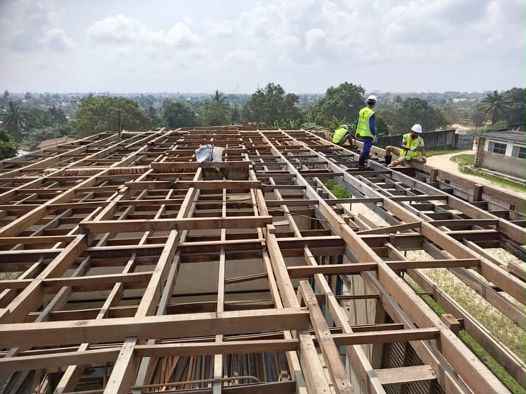 Réalisation MCM SARL sur chantier — 2